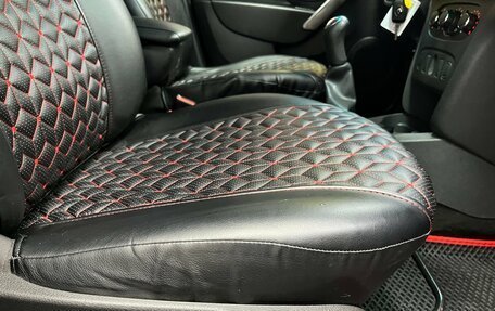 Renault Logan II, 2019 год, 1 165 000 рублей, 12 фотография