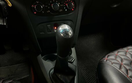 Renault Logan II, 2019 год, 1 165 000 рублей, 15 фотография