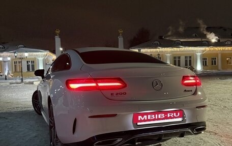 Mercedes-Benz E-Класс, 2019 год, 4 700 000 рублей, 3 фотография