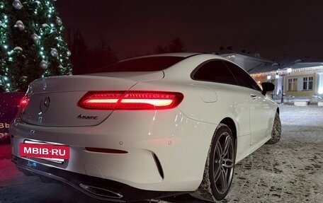 Mercedes-Benz E-Класс, 2019 год, 4 700 000 рублей, 4 фотография