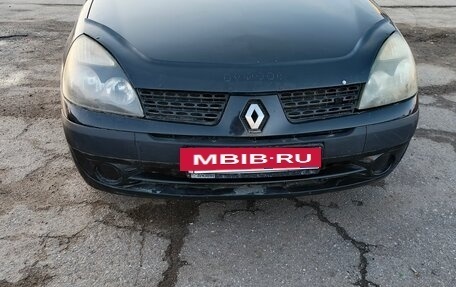 Renault Symbol I, 2002 год, 230 000 рублей, 2 фотография