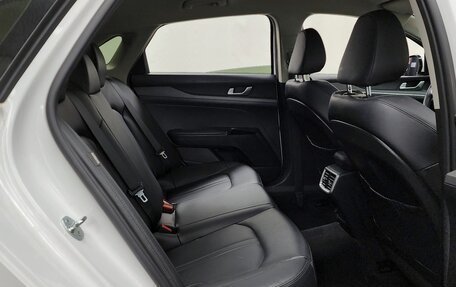 KIA K5, 2024 год, 2 600 000 рублей, 20 фотография