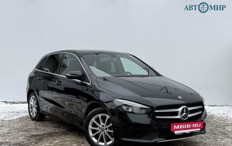 Mercedes-Benz B-Класс, 2020 год, 2 440 000 рублей, 3 фотография