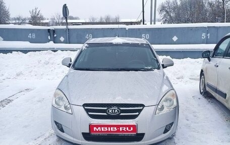 KIA cee'd I рестайлинг, 2009 год, 700 000 рублей, 1 фотография