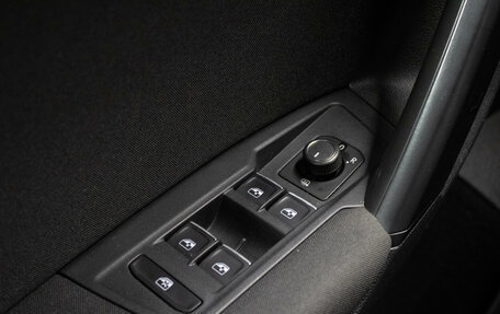 Volkswagen Tiguan II, 2017 год, 2 299 000 рублей, 14 фотография