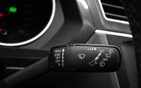 Volkswagen Tiguan II, 2017 год, 2 299 000 рублей, 19 фотография