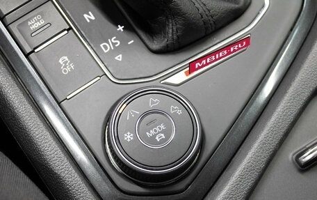 Volkswagen Tiguan II, 2017 год, 2 299 000 рублей, 23 фотография