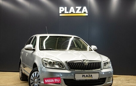 Skoda Octavia, 2011 год, 949 000 рублей, 2 фотография