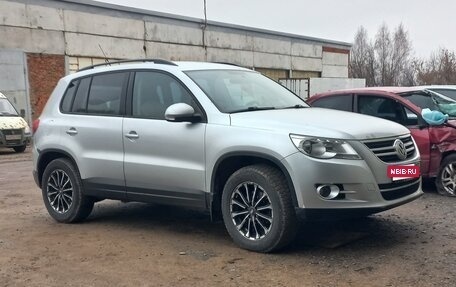 Volkswagen Tiguan I, 2009 год, 600 000 рублей, 2 фотография