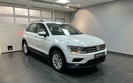 Volkswagen Tiguan II, 2018 год, 2 290 000 рублей, 3 фотография