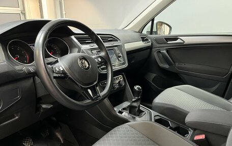 Volkswagen Tiguan II, 2018 год, 2 290 000 рублей, 8 фотография