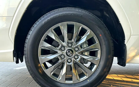 Toyota Land Cruiser, 2025 год, 13 150 000 рублей, 14 фотография