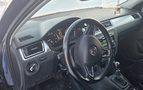 Skoda Rapid I, 2014 год, 900 000 рублей, 8 фотография