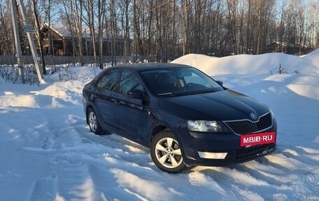 Skoda Rapid I, 2014 год, 900 000 рублей, 5 фотография