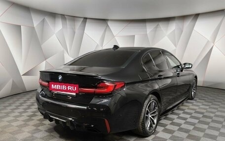 BMW 5 серия, 2021 год, 5 049 000 рублей, 2 фотография