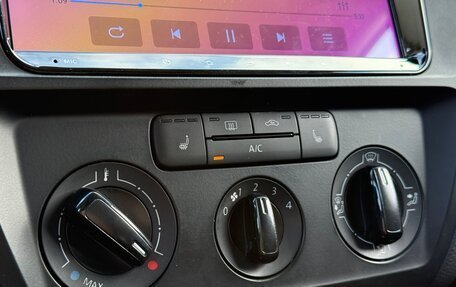 Volkswagen Jetta VI, 2015 год, 1 287 000 рублей, 16 фотография