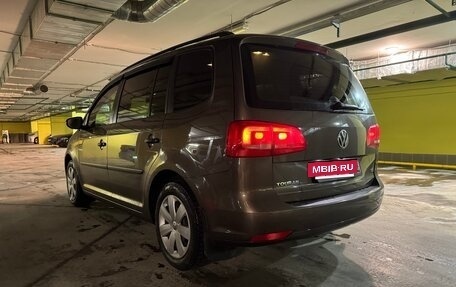Volkswagen Touran III, 2013 год, 1 170 000 рублей, 4 фотография