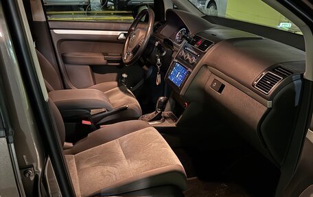 Volkswagen Touran III, 2013 год, 1 170 000 рублей, 14 фотография