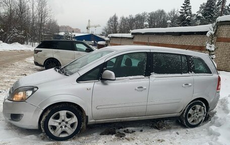 Opel Zafira B, 2011 год, 583 000 рублей, 6 фотография