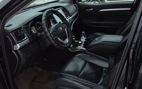 Toyota Highlander III, 2014 год, 2 660 000 рублей, 6 фотография