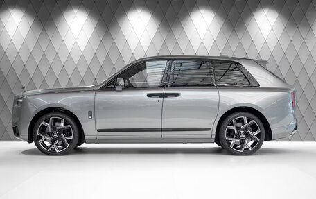 Rolls-Royce Cullinan, 2025 год, 70 690 000 рублей, 6 фотография