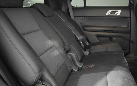 Ford Explorer VI, 2013 год, 1 500 000 рублей, 15 фотография