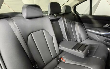 BMW 3 серия, 2020 год, 3 380 000 рублей, 14 фотография