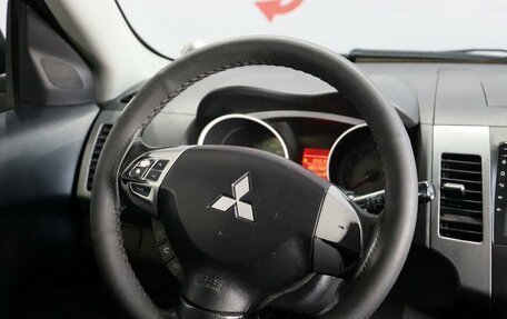 Mitsubishi Outlander III рестайлинг 3, 2008 год, 965 000 рублей, 10 фотография