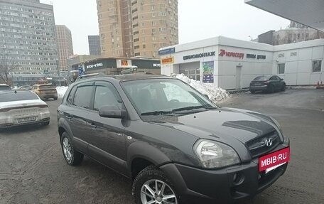 Hyundai Tucson III, 2006 год, 840 000 рублей, 2 фотография