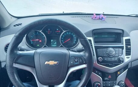 Chevrolet Cruze II, 2012 год, 730 000 рублей, 5 фотография