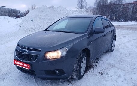 Chevrolet Cruze II, 2012 год, 730 000 рублей, 2 фотография