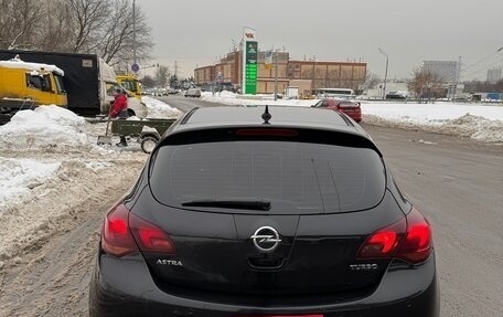 Opel Astra J, 2010 год, 850 000 рублей, 3 фотография