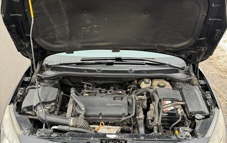 Opel Astra J, 2010 год, 850 000 рублей, 12 фотография