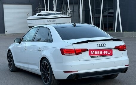 Audi A4, 2017 год, 1 860 000 рублей, 5 фотография