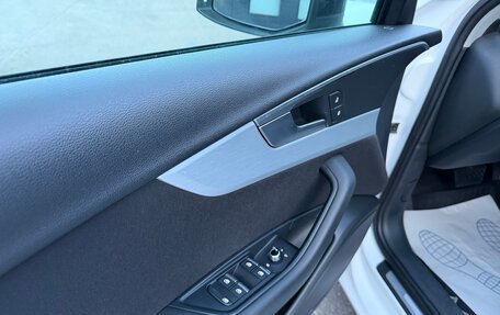 Audi A4, 2017 год, 1 860 000 рублей, 21 фотография