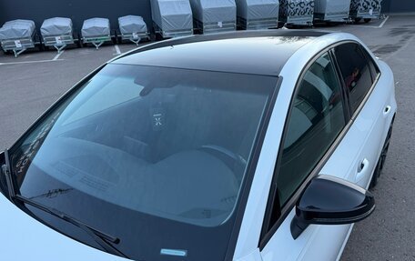 Audi A4, 2017 год, 1 860 000 рублей, 16 фотография