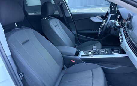 Audi A4, 2017 год, 1 860 000 рублей, 31 фотография