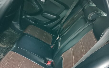 Hyundai ix35 I рестайлинг, 2011 год, 1 500 000 рублей, 12 фотография