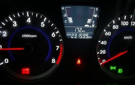 Hyundai Solaris II рестайлинг, 2011 год, 680 000 рублей, 8 фотография