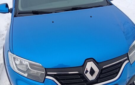 Renault Logan II, 2019 год, 843 000 рублей, 17 фотография