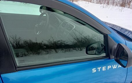 Renault Logan II, 2019 год, 843 000 рублей, 33 фотография