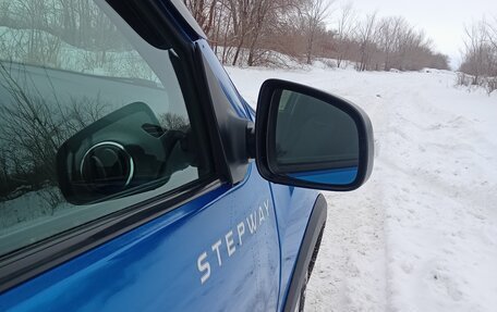 Renault Logan II, 2019 год, 843 000 рублей, 34 фотография