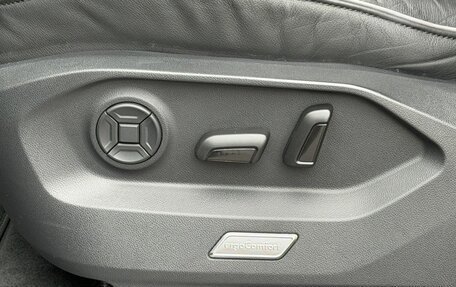 Volkswagen Touareg III, 2019 год, 4 370 000 рублей, 12 фотография