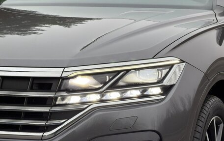 Volkswagen Touareg III, 2019 год, 4 370 000 рублей, 7 фотография