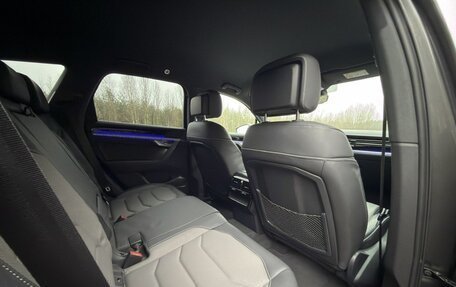 Volkswagen Touareg III, 2019 год, 4 370 000 рублей, 13 фотография