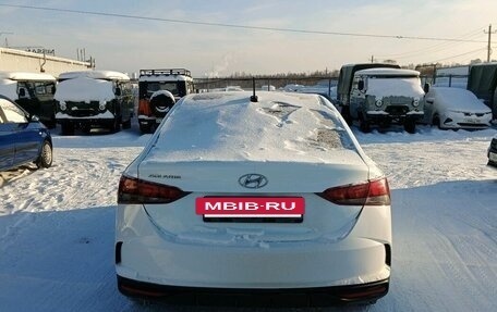 Hyundai Solaris II рестайлинг, 2020 год, 1 020 000 рублей, 4 фотография