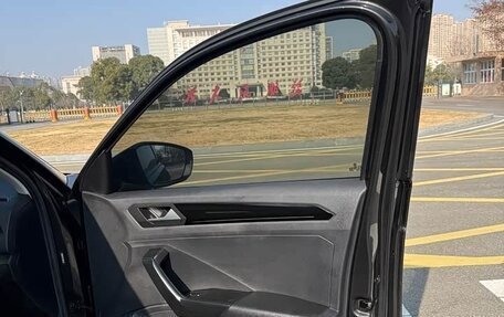 Volkswagen T-Roc I, 2021 год, 1 502 030 рублей, 8 фотография