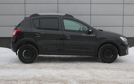 Renault Sandero II рестайлинг, 2018 год, 1 225 000 рублей, 4 фотография