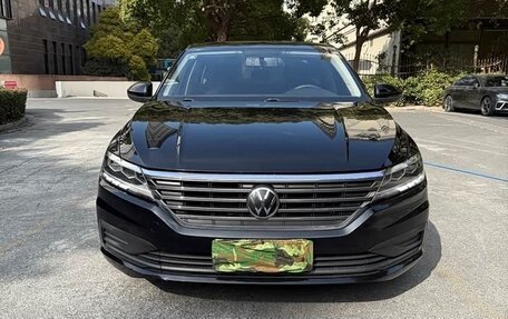 Volkswagen Lavida, 2022 год, 1 243 000 рублей, 2 фотография