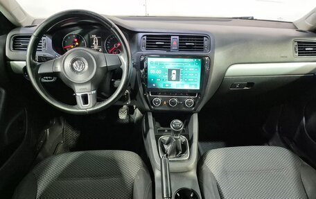 Volkswagen Jetta VI, 2012 год, 699 000 рублей, 10 фотография